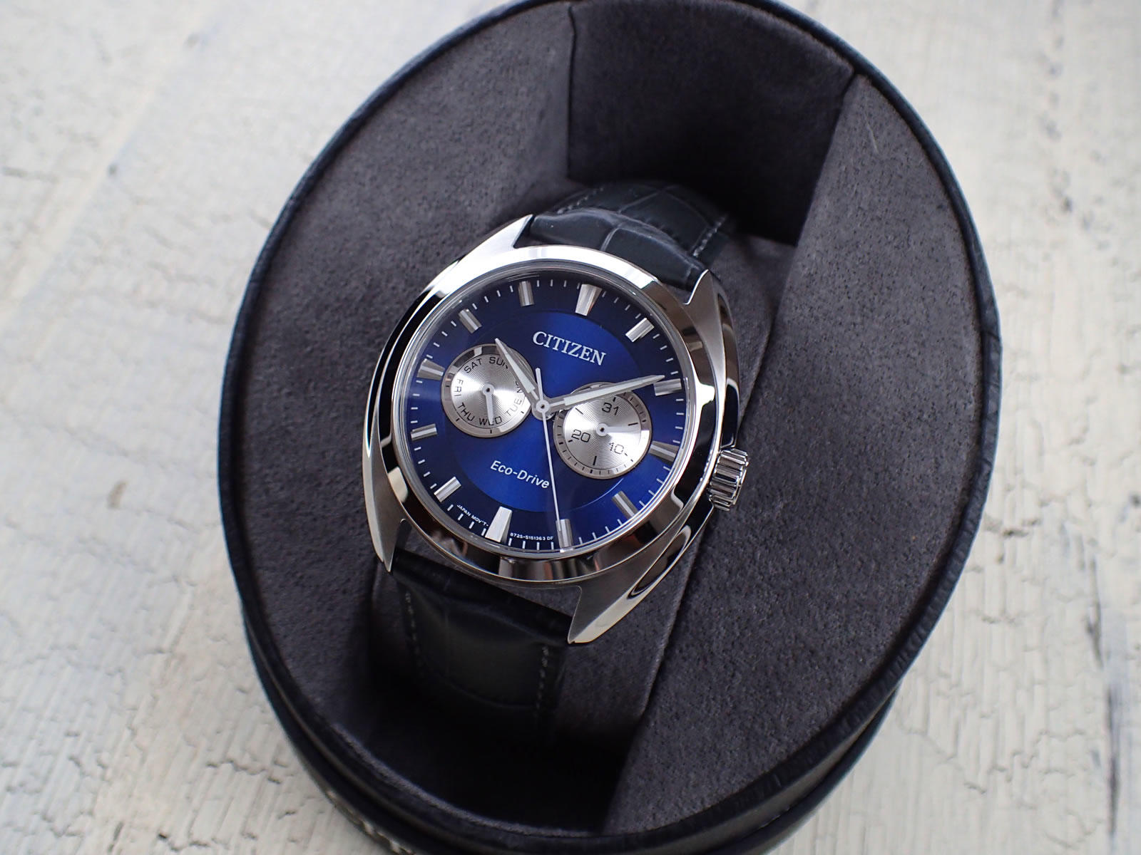 シチズン エコ・ドライブ パラデックス（Citizen Eco-Drive Paradex）Ref.BU4010-05L